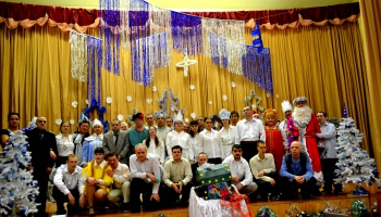   2013 .